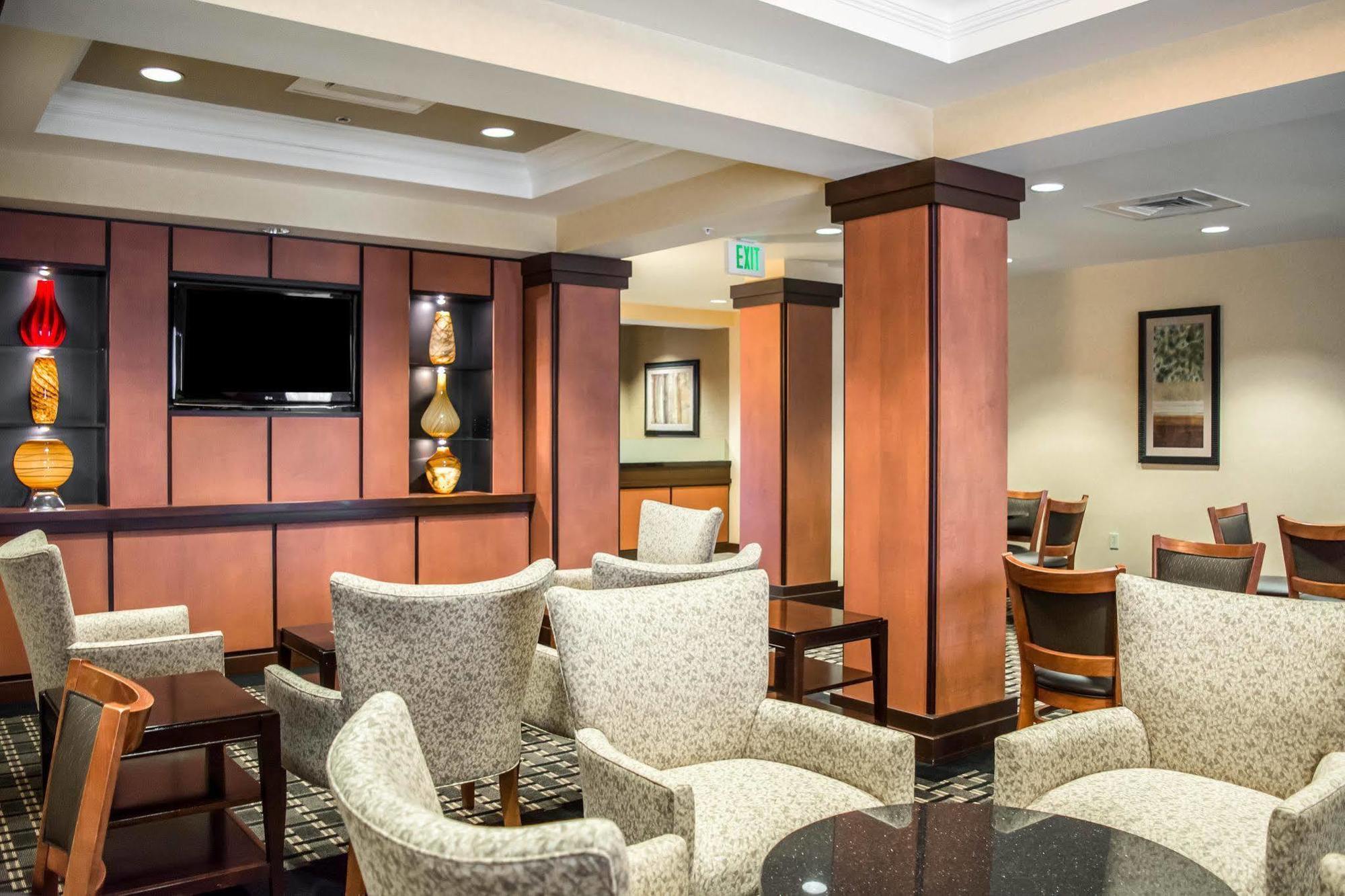 Comfort Suites Vero Beach I-95 Exterior photo